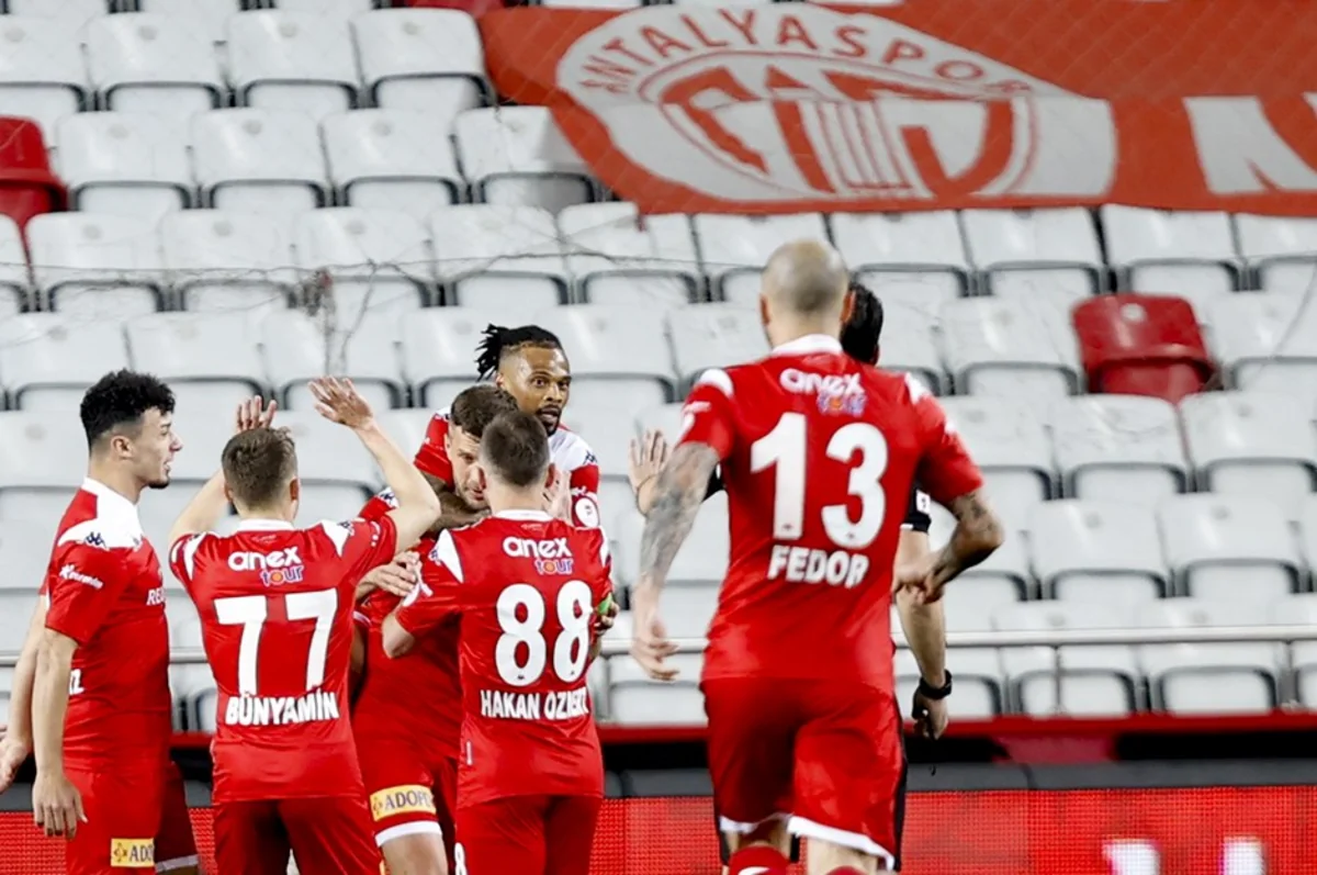 Türkiyə kuboku: Beşiktaşın finaldakı rəqibi bilindi