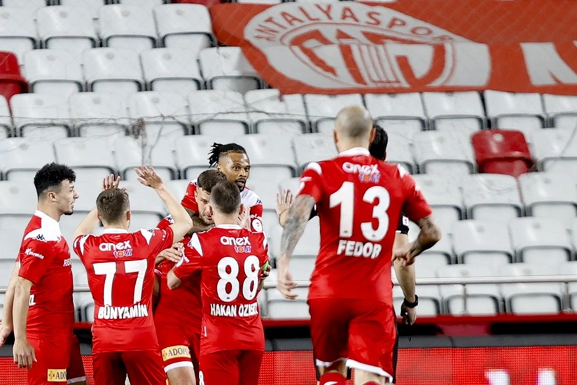 Türkiyə kuboku: Beşiktaşın finaldakı rəqibi bilindi
