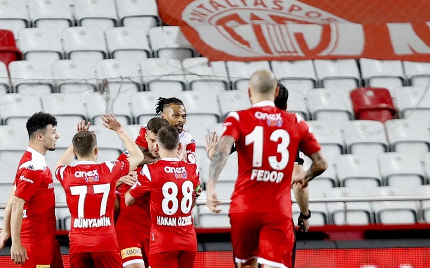Türkiyə kuboku: Beşiktaşın finaldakı rəqibi bilindi