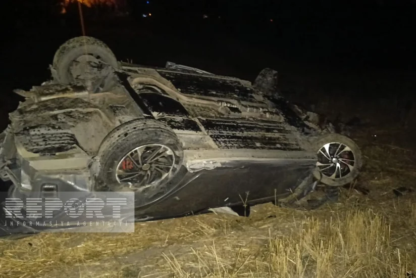 В Нахчыване один человек пострадал при опрокидывании автомобиля