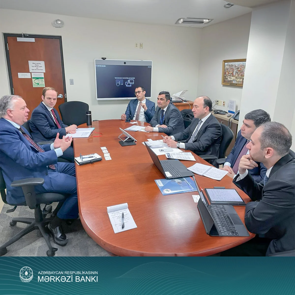Azərbaycanın bankçılıq missiyası ABŞ Dövlət Departamentində görüş keçirib