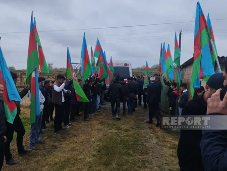 Sabirabadda Birinci Qarabağ müharibəsinin şəhidi dəfn edilib - YENİLƏNİB