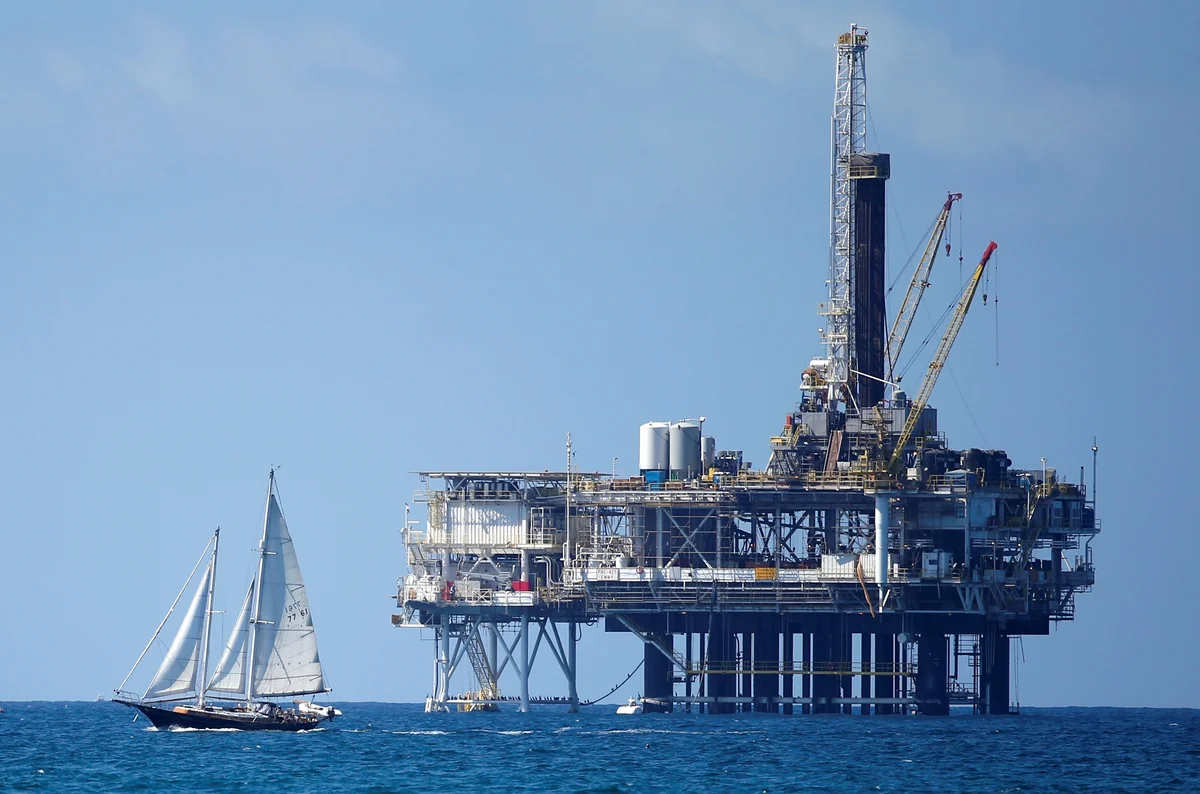 Azerbaijani oil price rises