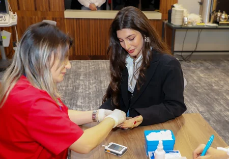 Media nümayəndələrinə “Tibbi savadlılıq” mövzusunda təlim keçirilib