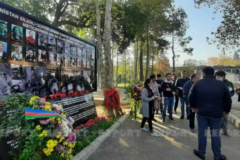 Pakistani, Japanese journalists learn about Armenian terror in Ganja