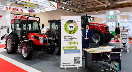 Президент и первая леди ознакомились с XVI выставкой Caspian Agro и XXVIII выставкой InterFood Azerbaijan