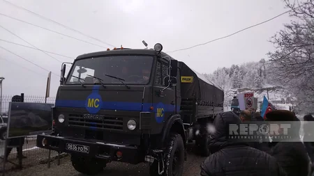 Bu gün Xankəndi-Laçın yolunda sülhməramlıların 43 avtomobili maneəsiz keçib - VİDEO - YENİLƏNİB-7