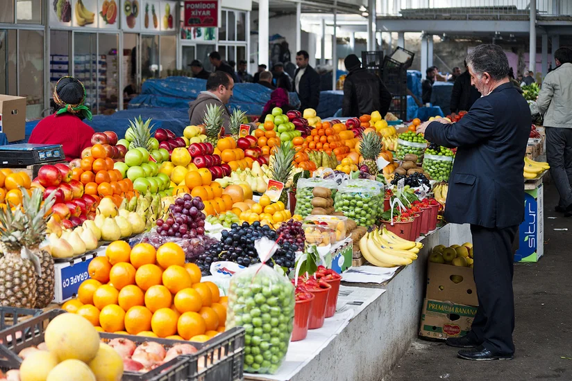 Suraxanı bazarı qeyri-yaşayış sahəsinin qanunsuz istifadəsindən ziyana düşüb