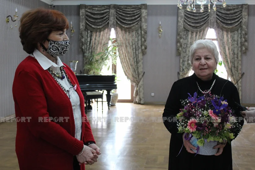 Tbilisi Şəhər Şurası Azərbaycan Mədəniyyəti Muzeyinin direktorunu fərqləndirib