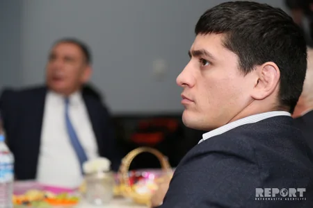 “Məktəblilərin dostu” layihəsinin təbliği məqsədilə Bakının 20 saylı məktəb-liseyində görüş keçirilib