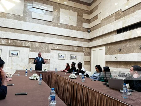 Prezident seçkilərində medianın rol və vəzifələrinə həsr olunan seminar keçirilib