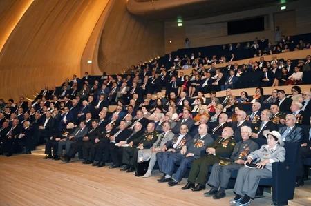​Paytaxtda “Hədəf Bakıdır. Hitler neft uğrunda döyüşü necə uduzdu” filmi təqdim olunub