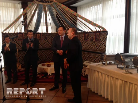 Buxarestdə Novruz bayramı münasibətilə mini futbol turniri keçirilib - FOTO