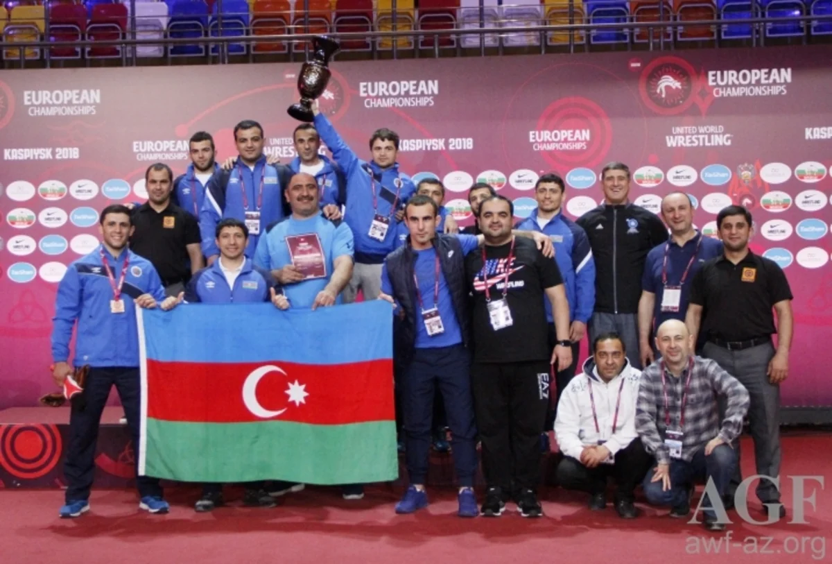 Азербайджанские греко-римские борцы завоевали 5 медалей на чемпионате Европы в Каспийске - ВИДЕО