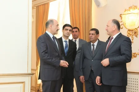 Əbülfəs Qarayev Ucar şəhərində vətəndaşları qəbul edib