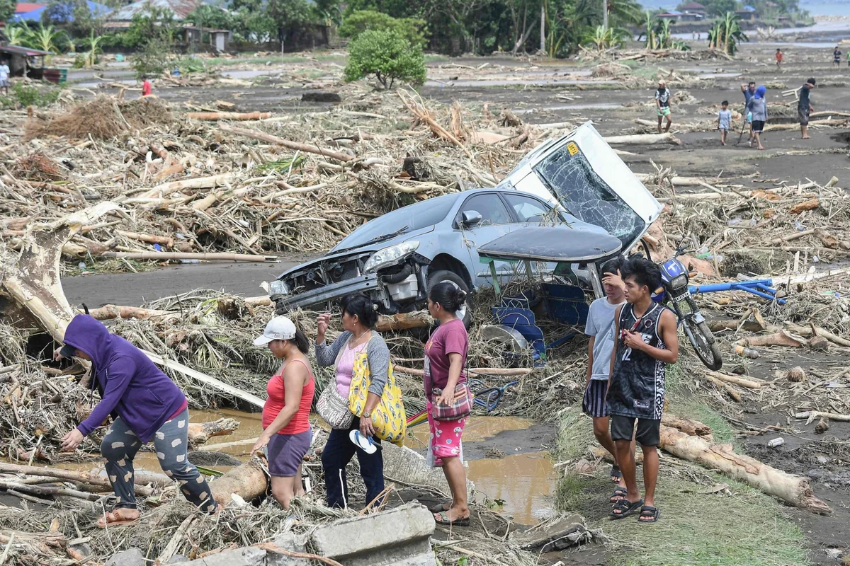 Storm blows away from Northern Philippines leaving 82 dead
