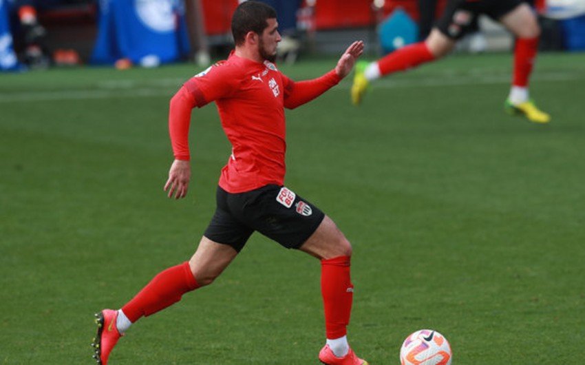 Rusiyada oynayan azərbaycanlı futbolçu ilə baş məşqçi arasında insident baş verib