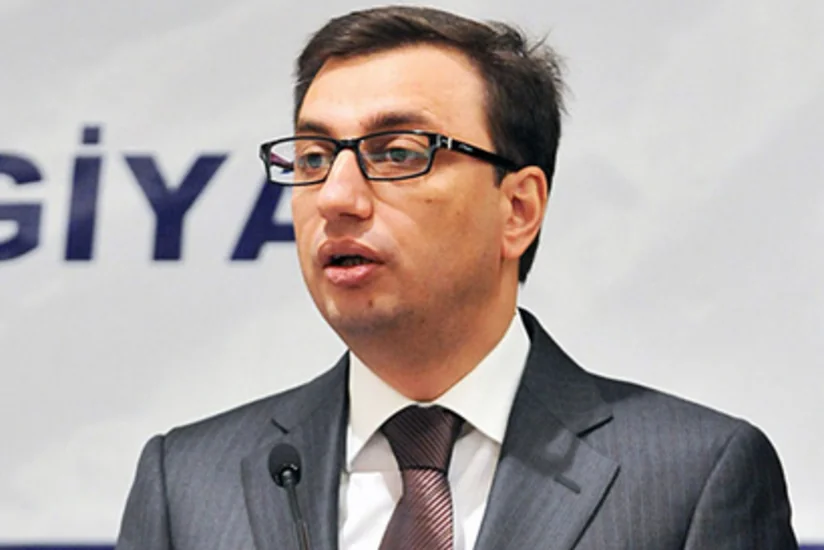 ​Rüfət Aslanlı: Devalvasiyadan sonra Azərbaycanın kapital bazarında əsəbilik artıb