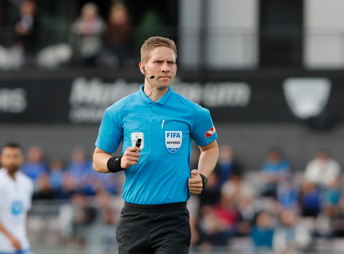 Referees of Azerbaijan-Ireland match determined