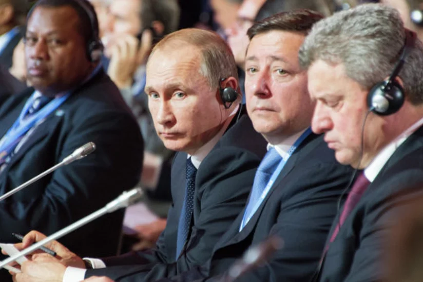 Путин, Меркель и Юнкер провели встречу на полях конференции в Париже