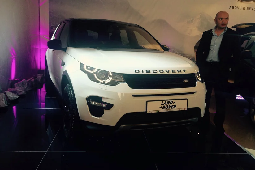 ​В Баку состоялась презентация нового автомобиля Land Rover Discovery - ФОТО