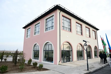İlham Əliyev və birinci xanım Ağdamın Sarıcalı kəndinin ilk mərhələsinin açılışında iştirak edib - YENİLƏNİB-3