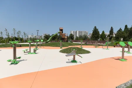 President, First Lady attend opening of new park in Baku