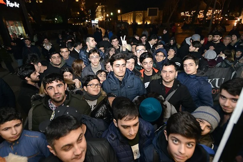 Azərbaycan millisinin futbolçularının imza günü keçirilib