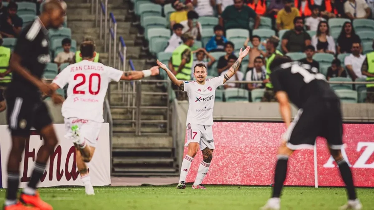 Polşalı futbolçu: “Rakuv”u qiymətləndirməyən meydanda əziyyət çəkməlidir”