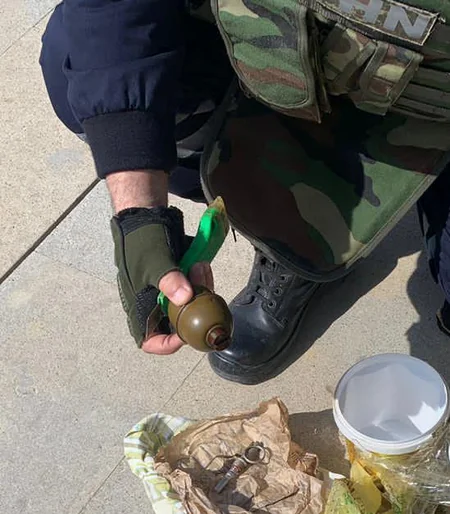 Xəzər rayonunda hərbi sursat aşkarlanıb