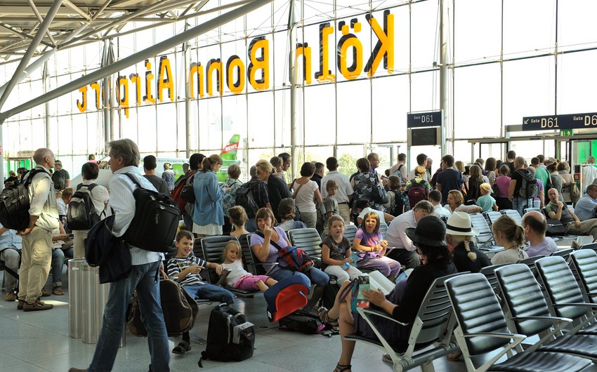 Köln aeroportunda şübhəli əşya aşkarlanıb, sərnişinlər və əməkdaşlar təxliyə edilib
