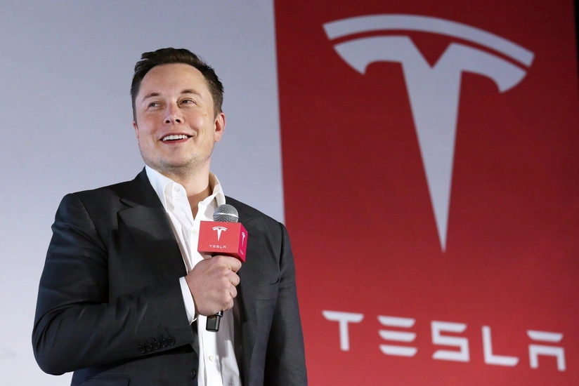 Forbes: Musk earned record $11 billion in 2020