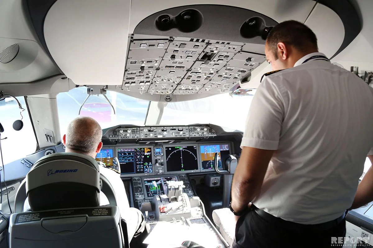 Azərbaycanda pilotların lazımi məlumatları təqdim etməsi qaydası təsdiq edilib