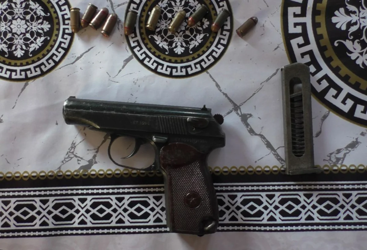 Balakən sakinindən tapança götürülüb