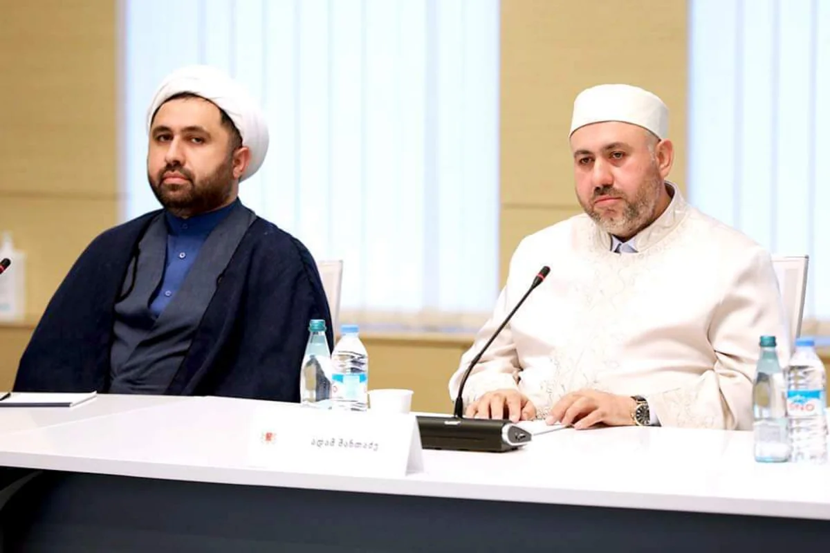 Gürcüstan müsəlmanlarını narahat edən məsələlər baş nazirin diqqətinə çatdırılıb