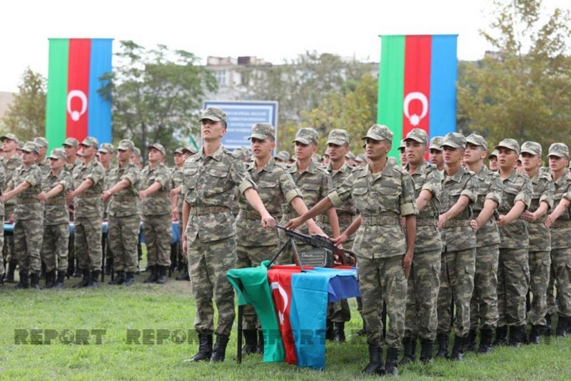 Президент Азербайджана подписал распоряжение о призыве на военную службу