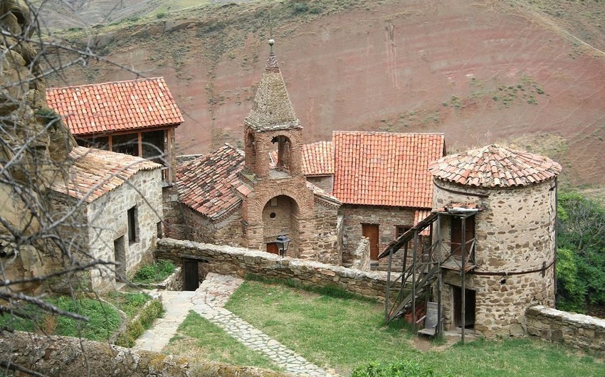 Gürcüstan prezidentinin davranışı, yaxud bu təxribat kimə xidmət edir? - ŞƏRH