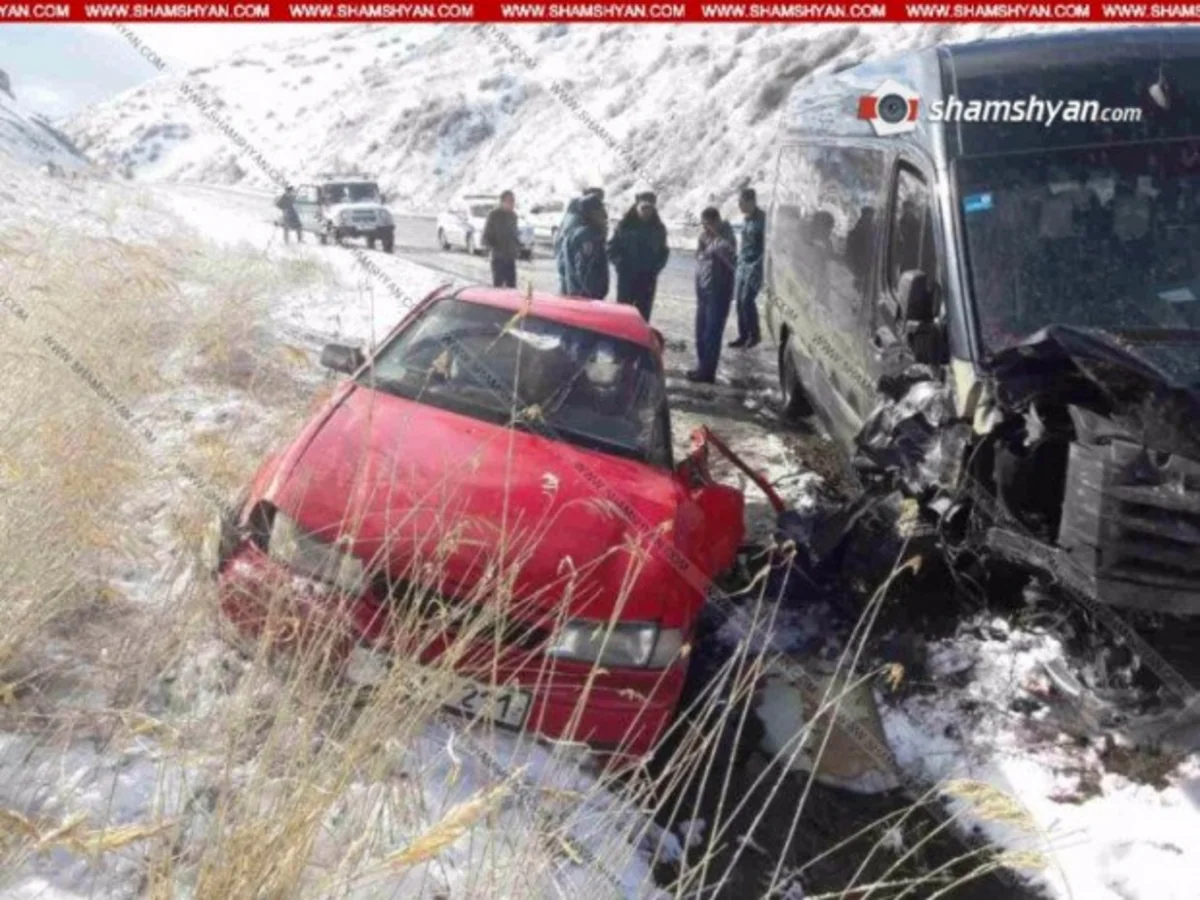 Ermənistanda Dilican tuneli yaxınlığında qəza olub, 13 nəfər yaralanıb