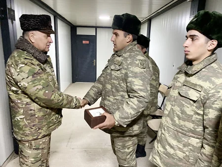 Laçında yerləşən hərbi hissələrin döyüş hazırlığı yoxlanılıb