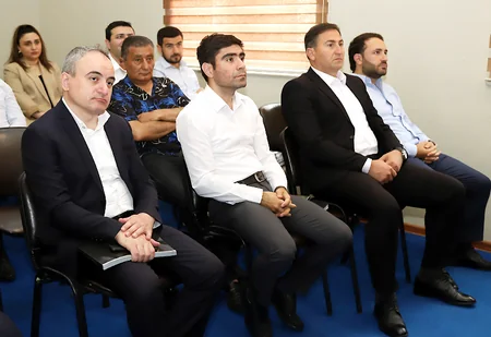 Premyer Liqada və avrokuboklarda iştirak üçün klublara lisenziyalar təqdim edilib