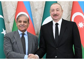 Pakistanın Baş naziri diplomatik dəstəyə görə Azərbaycan Prezidentinə təşəkkür edib 