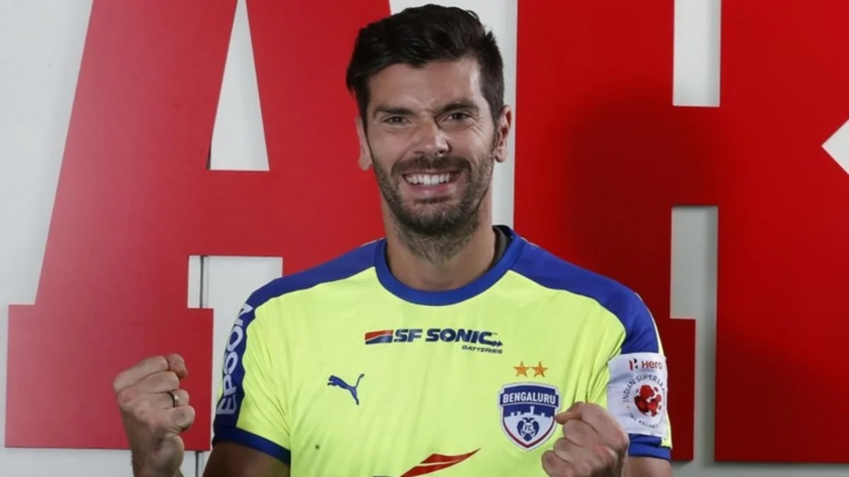 İspaniyalı hücumçu: Rapid Neftçidən güclüdür