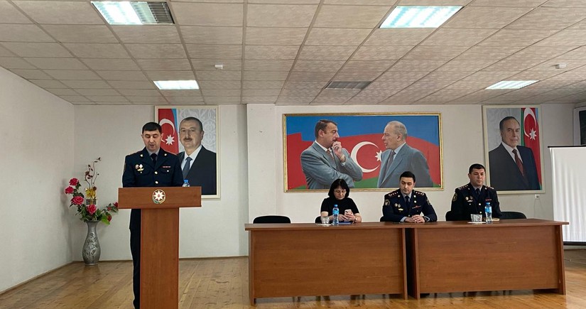 Qusarda Polis Akademiyasına qəbulla bağlı görüş keçirilib 