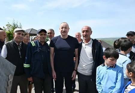 President Ilham Aliyev meets with residents in Lachin