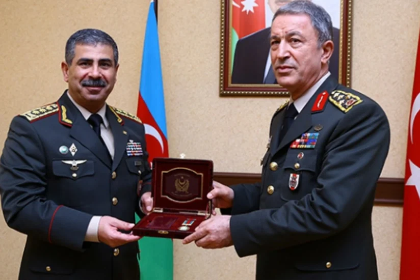 Türkiyə Silahlı Qüvvələrinin Baş Qərargah rəisi Azərbaycanın hərbi medalı ilə təltif olunub