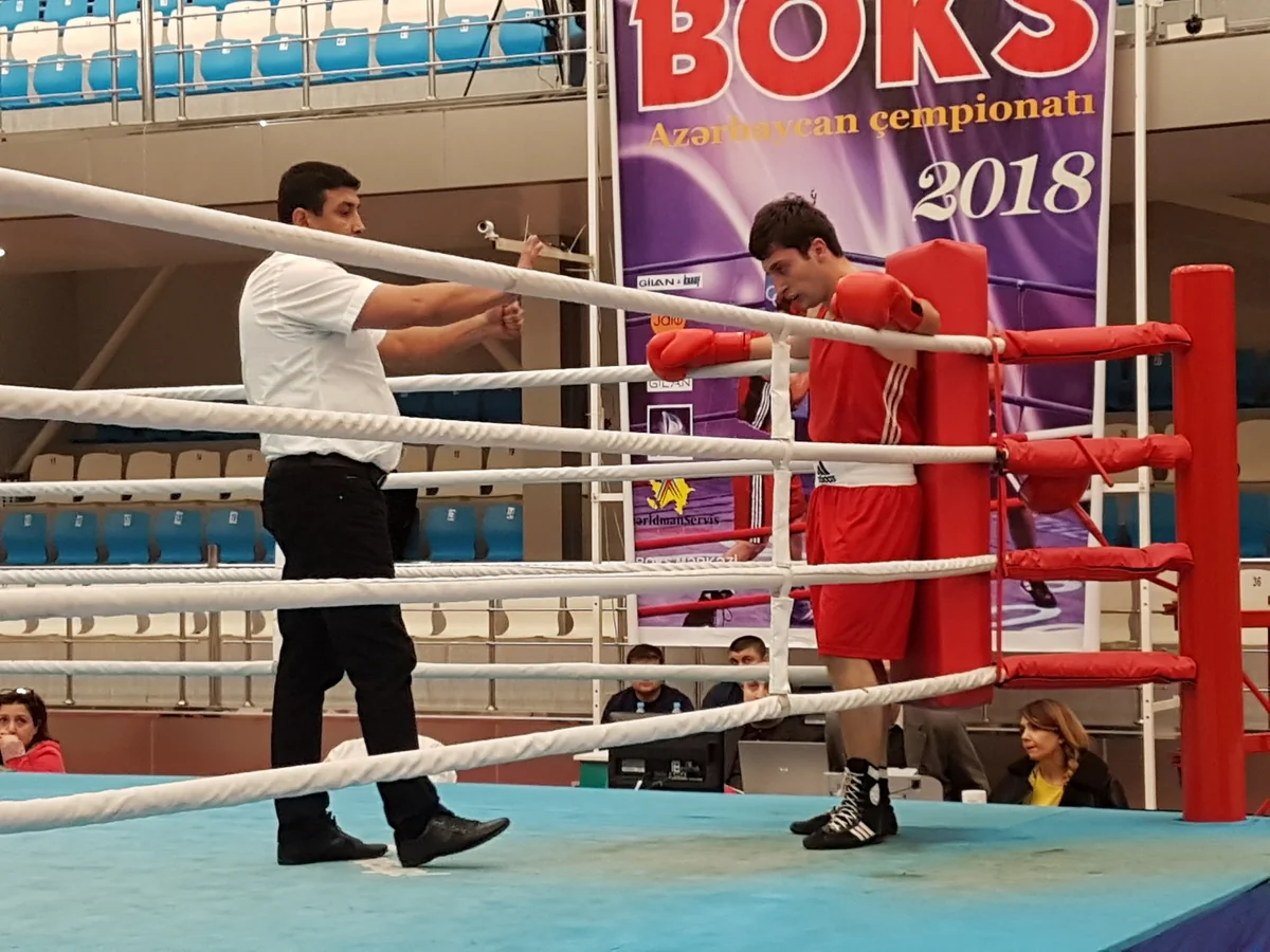 Boks üzrə Azərbaycan çempionatında 1/8 final mərhələsi yekunlaşıb