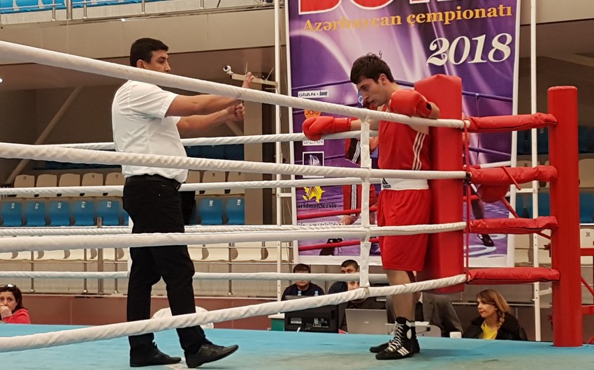 Boks üzrə Azərbaycan çempionatında 1/8 final mərhələsi yekunlaşıb