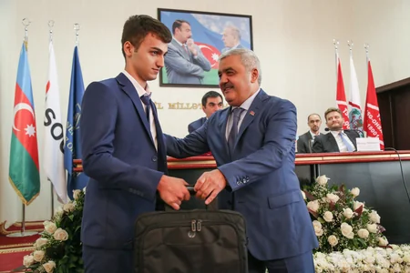 Rovnag Abdullayev: Shah Deniz project gives preference to local staff and companies