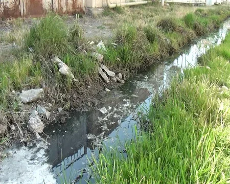 Kürdəmirin mərkəzi küçəsinin mövsümi qonaqları: yayda üfunət, qışda sel suları - REPORTAJ