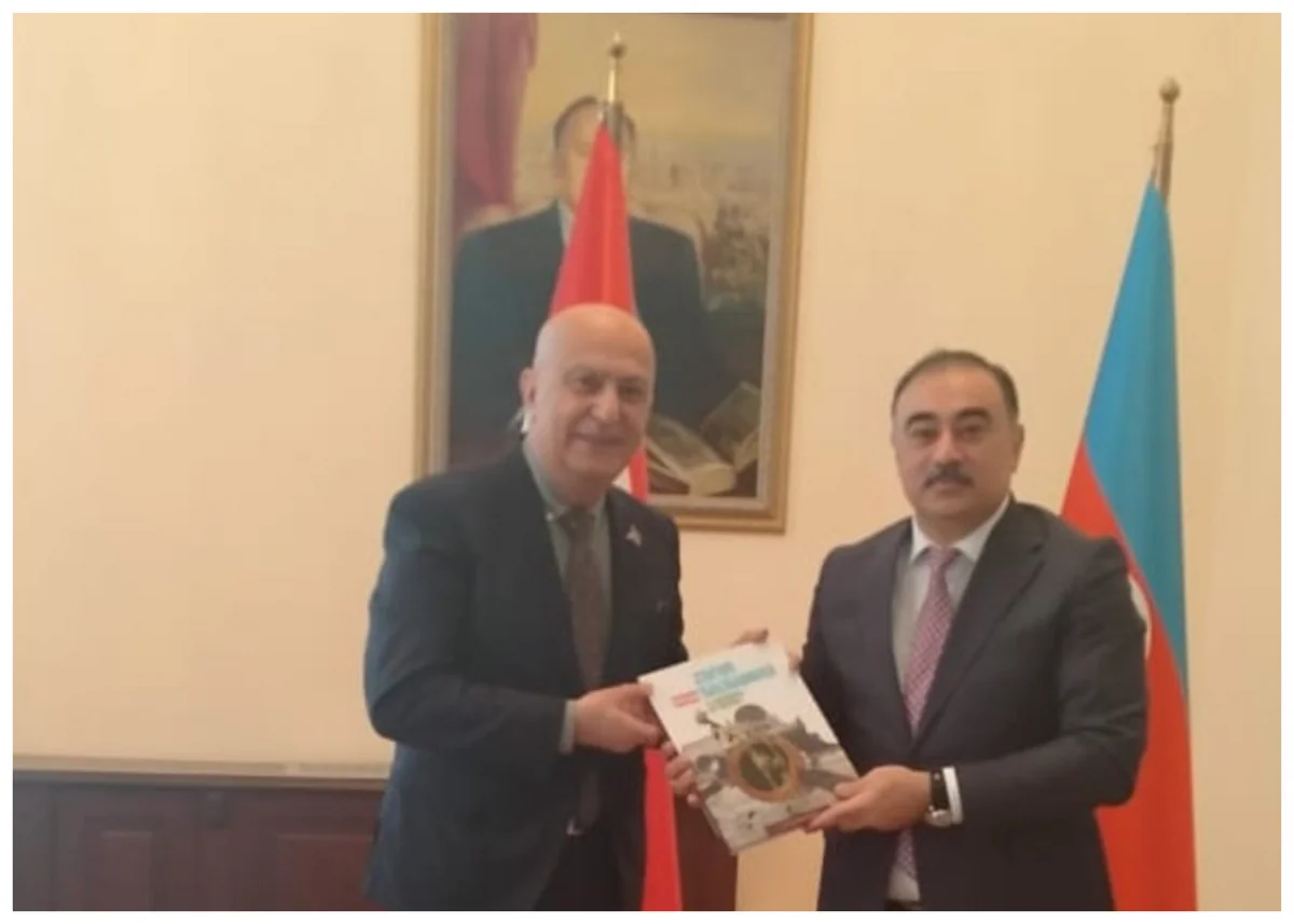 Azərbaycan səfiri Türk-Yapon Vəqfinin sədri ilə görüşüb